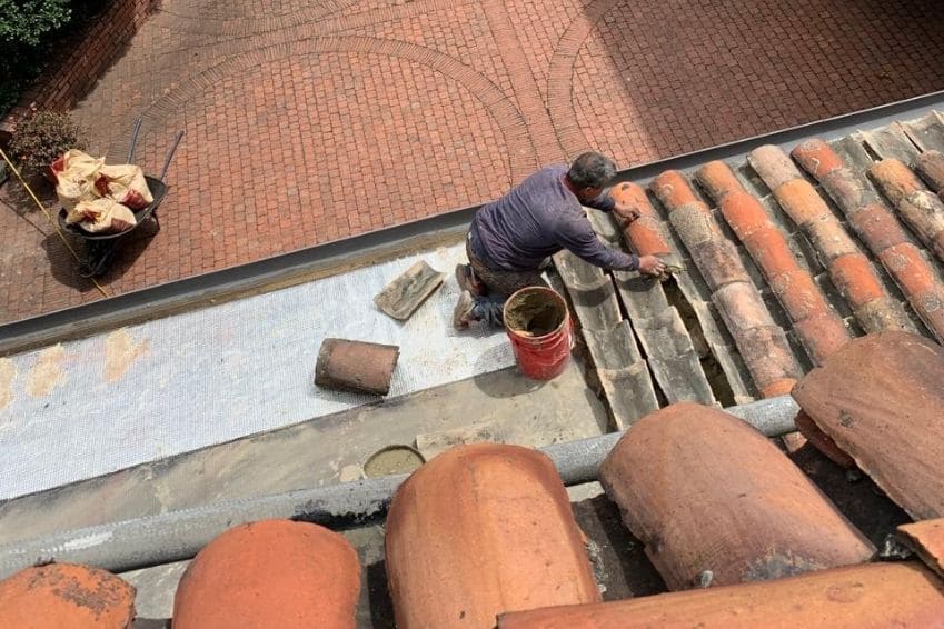 reparacion de tejas en chia